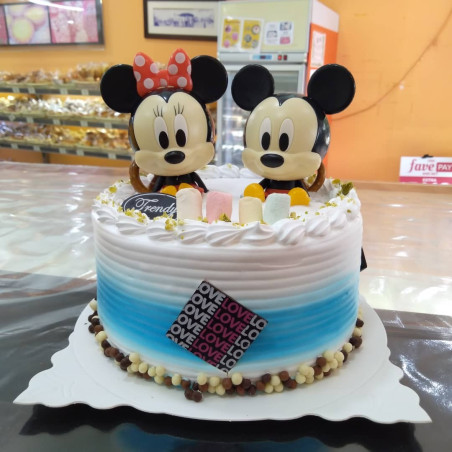 Mickey & Minnie - Big Cartoon Cake